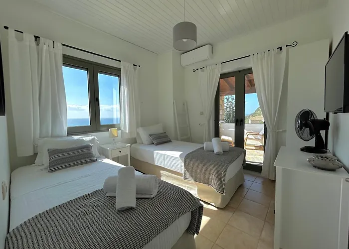 Horizon Mani - Seaview Family Friendly House Holiday home