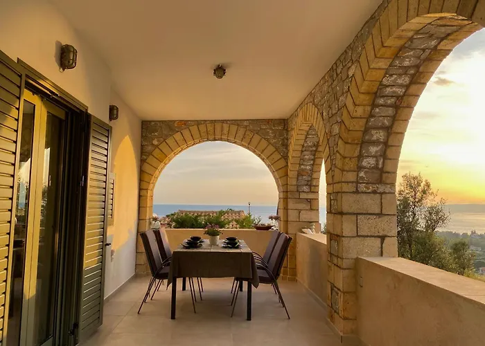 Horizon Mani - Seaview Family Friendly House Holiday home *